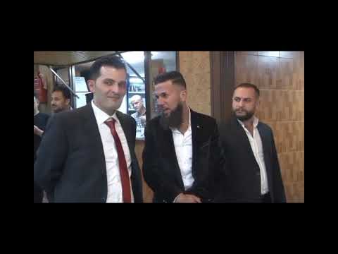 مع الفنان ثاثر الأمير مع تحيات اخوكم المحب أحمد محمد نور شلالو