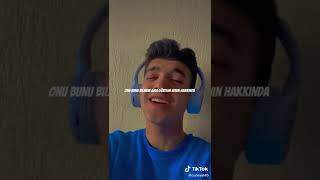 O Deri̇n Bakişim Kalbi̇mi̇ Gaps Edi̇yor