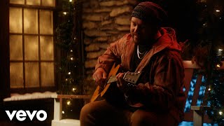 Mitchell Tenpenny - Don't Hang the Mistletoe (Official Video)