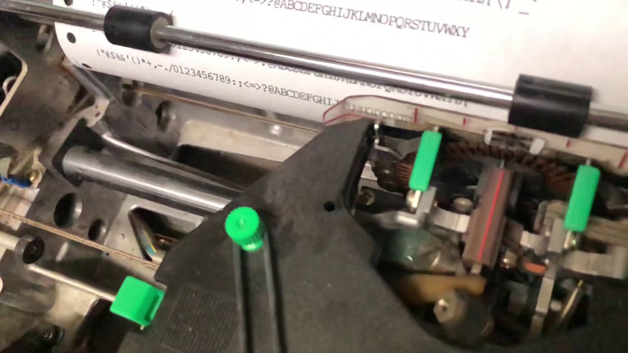 TRS80 Daisy Wheel Printer II Closeup and Slowmo Video While Printing