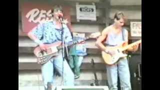 Download Lagu ResQ Live 1986 MP3 Download Lagu ResQ Live 1986 MP3