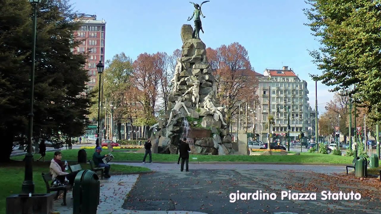 TORINO -  Passeggiata in centro e.... tram storico