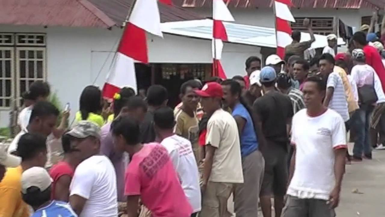 Acara Adat Hela Rotang di Negeri Aboru