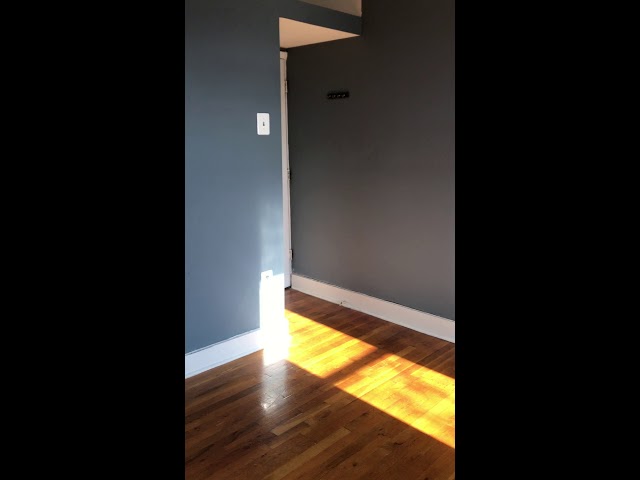 Video 1: Kitchen/Entry 