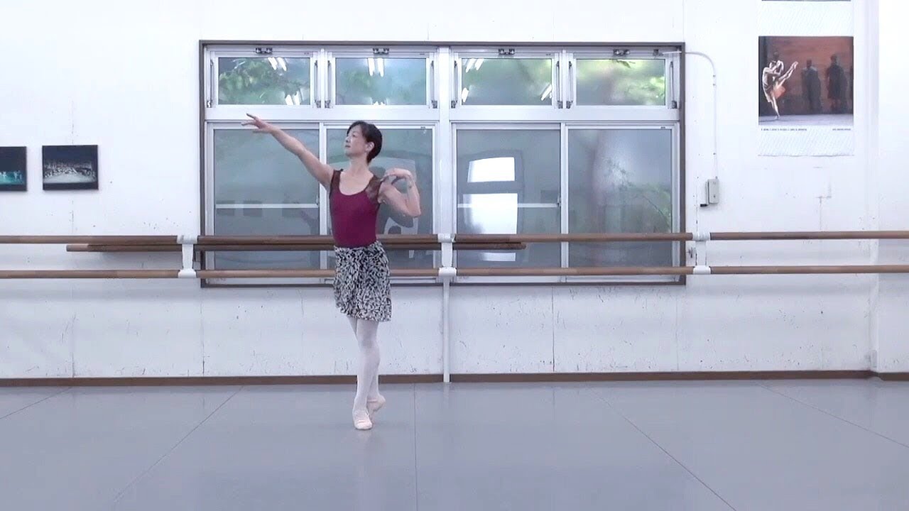 海賊のva 大人バレエ 簡単バリエーションダイジェストvol 1 2 マダムバレエグランプリ Youtube