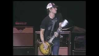 Video thumbnail of "CANDLEBOX  Miss You  2009 Live"