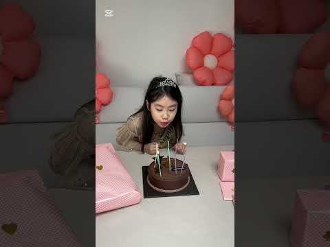 9살 루아 생일파티 🥳🎂                  #귀여워#생일파티#선물