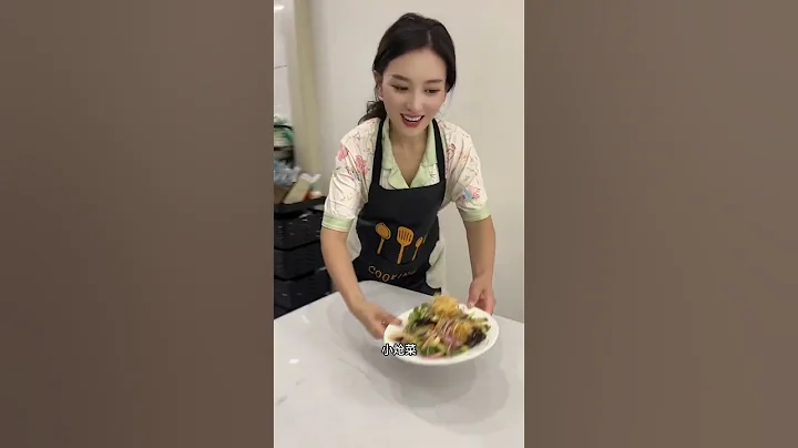 把媳婦培養成酒友，喝酒再也不用出門兒啦#宮羽#夫妻日常 #夫妻情感# Couple # Funny # Daily # Shorts - 天天要聞