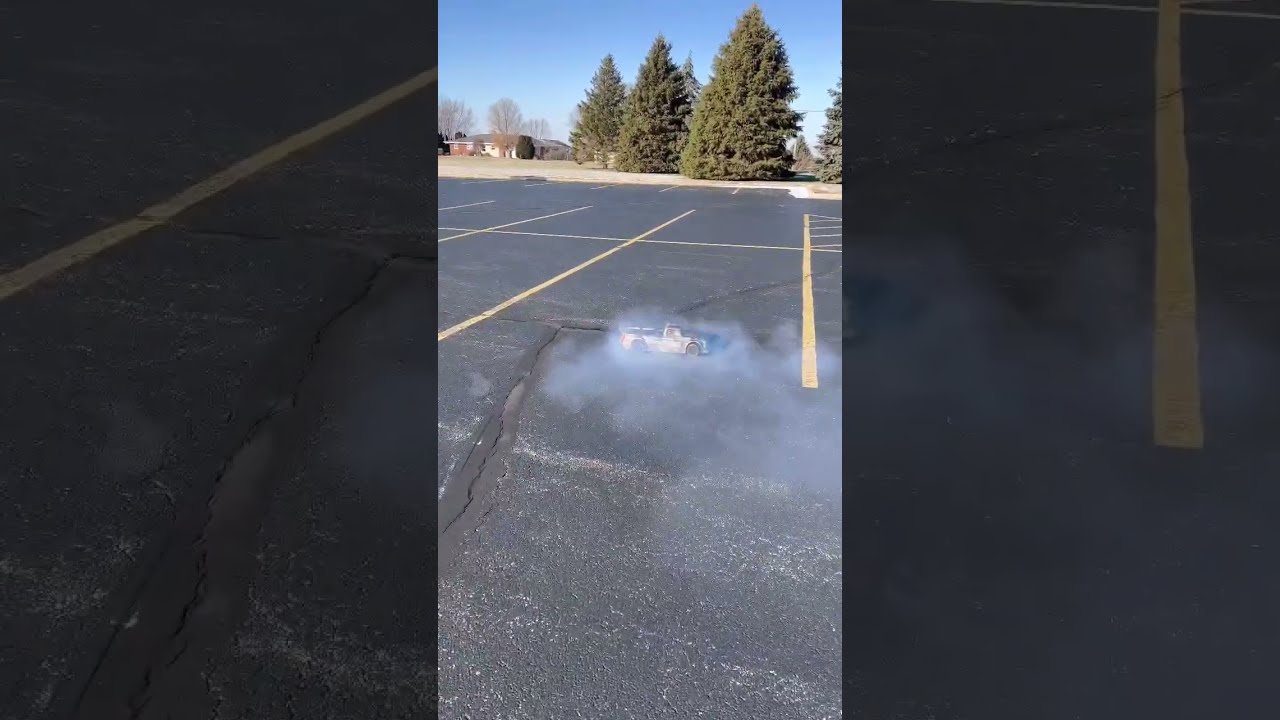 Arrma Infraction V2 SMOKING DONUTS 