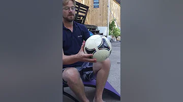 Comment bien gonfler un ballon de foot ?