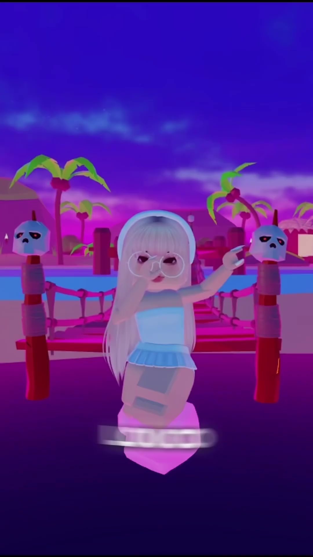 ?PERGUNTANDO MEUS AMIGOS QUAL A MÚSICA DO MOMENTO DELES #likee #roblox #seiscreve