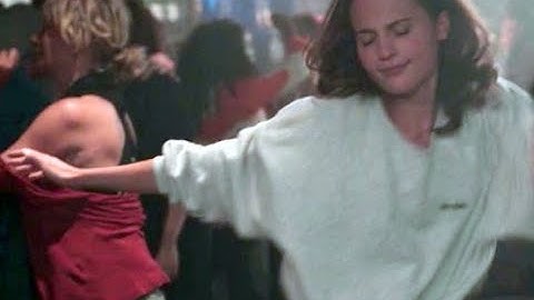 Alicia Vikander Dancing clip * Irma Vep (2022) Olivier Assayas