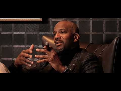 What to Know if You're Looking for a Cigar in a Cigar Shop - video from General Cigar Company