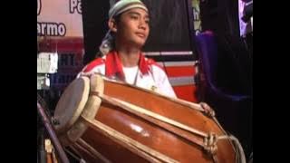 Kecupan Terakhir  - Suci