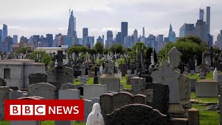 Coronavirus deaths in US top 100,000 - BBC News