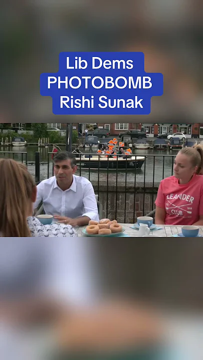Lib Dems PHOTOBOMB Rishi Sunak🤣