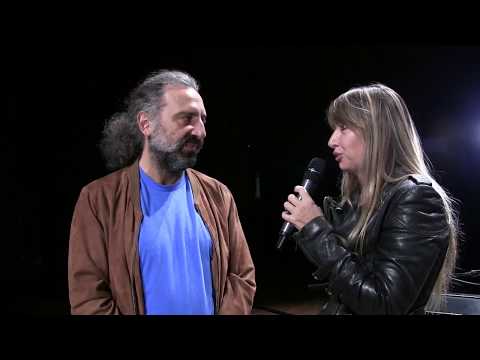 Stefano BOLLANI seduce