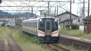 信越本線 E129系 快速新潟行き 三条駅到着～発車