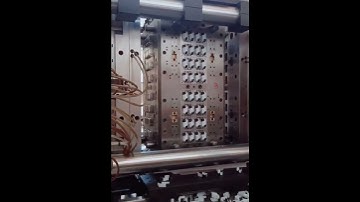 AmazingChina: 4 Sided Injection Molding Machine for Continuous Production