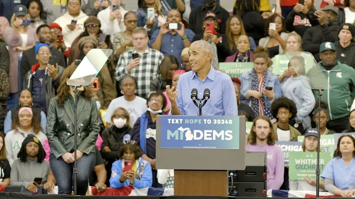 Obama interrupted by heckler in Detroit while disc...