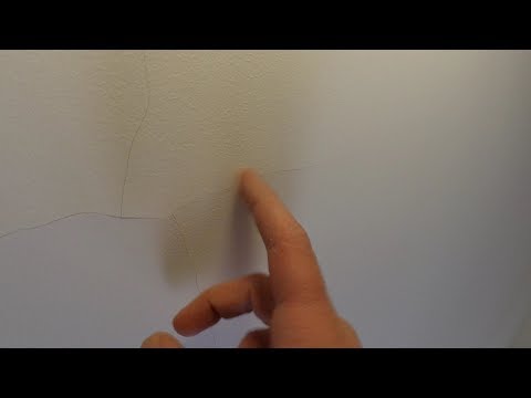 Как заделать своими силами трещины на потолке между плитами и перед побелкой