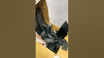 We don’t throw battery’s in the trash. Recycling is good practice & good for our planet. #shorts