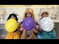 PRINCESAS BRINCANDO COM BALÕES - PLAYS WHIT BALLOONS