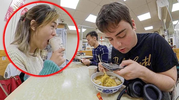 Clueless White Guy Orders in Perfect Chinese, Shocks Patrons and Staff - DayDayNews