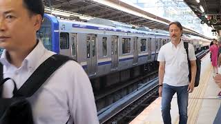 E235系1000番台クラF-05編成横浜駅発車