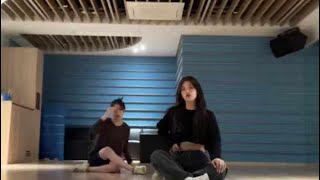 (ENG/INDO/JPN SUB) ITZY YEJI AND RYUJIN VLIVE 211105 | [ #yeji ] 🖤#38(Practice Room)