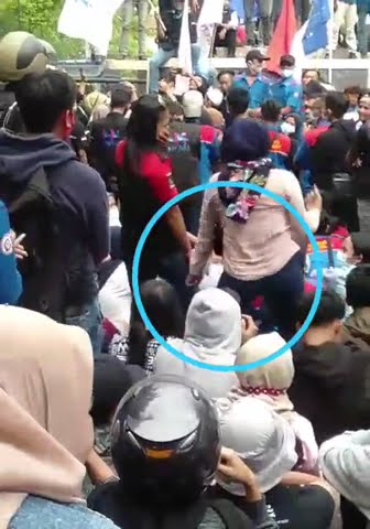 Viral Goyang Tik Tok Omnybuslaw #Omnybuslaw #Demoburuh