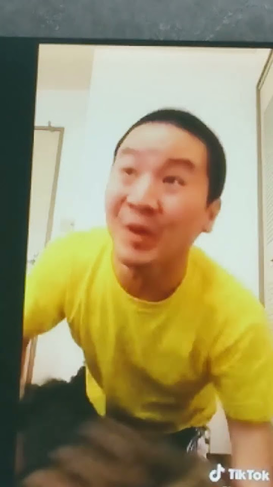 смешной китаец 😂😂😂 - YouTube