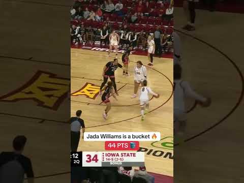 Jada Williams gets BUCKETS 🪣