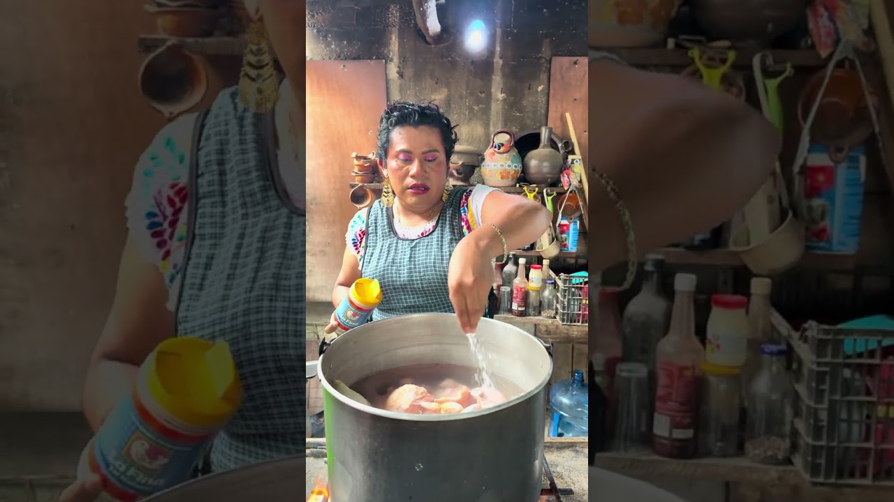 Las tamaleras del pueblo 