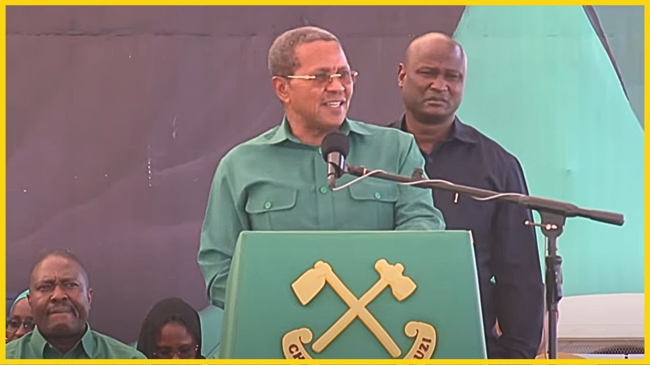 FULL VIDEO: HOTUBA YA KIKWETE UZINDUZI WA KAMPENI ZA CCM KAWE/ AWAJIBU VIKALI WANAOPINGA UTEUZI...