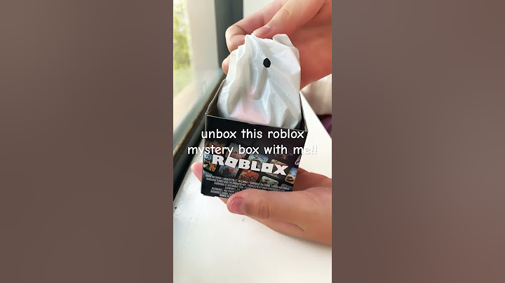 unbox a ROBLOX mystery box with me!! (part 1) #asmr #blindbox #roblox