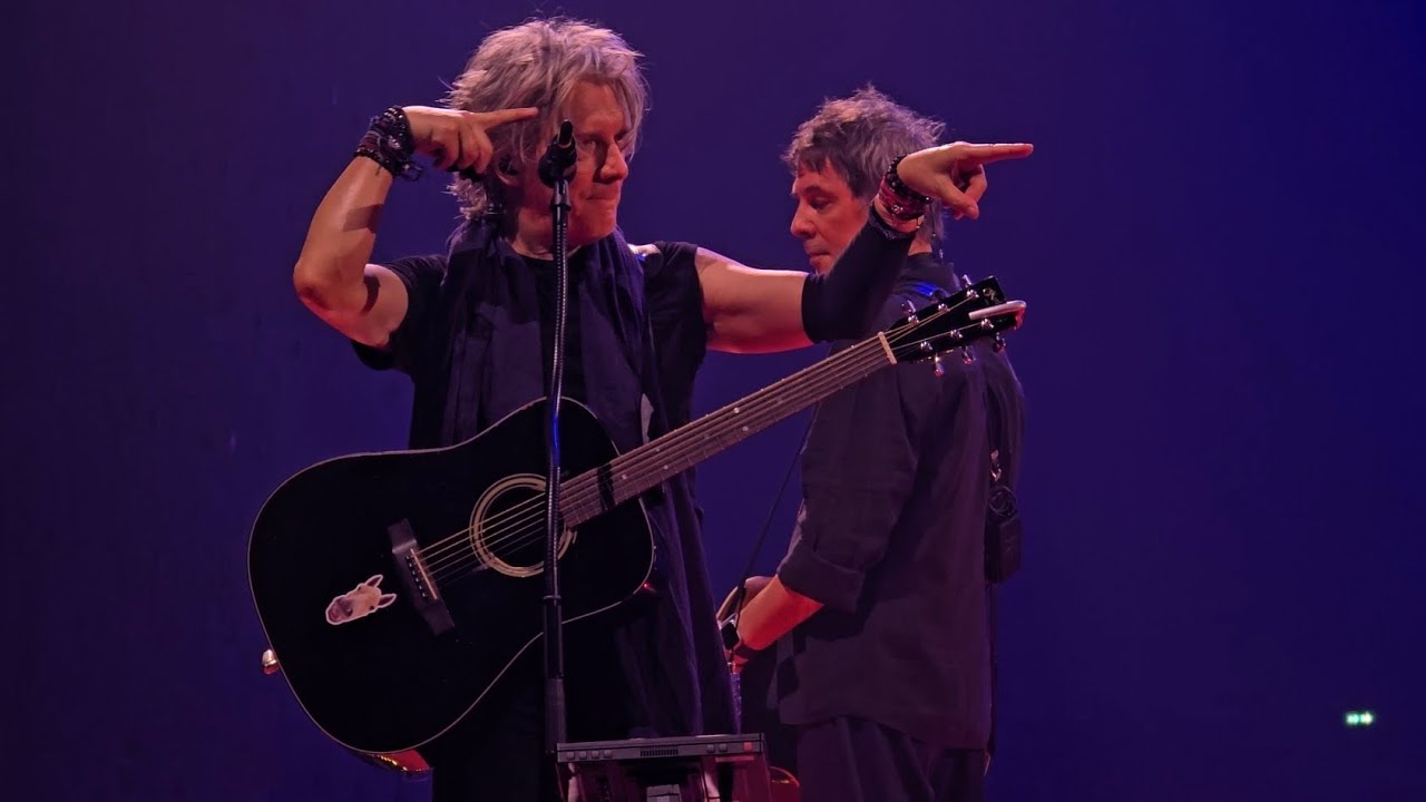 INDOCHINE - Justine (LIVE Arena Tour) en 4K - DIJON 7