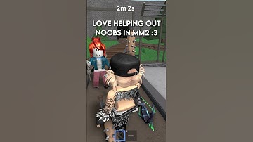 I LOVE HELPING NOOBS IN MM2 😁  #roblox #mm2 #murdermystery2