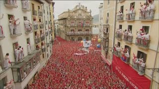 Thousands take part in 2023 Running of the Bulls