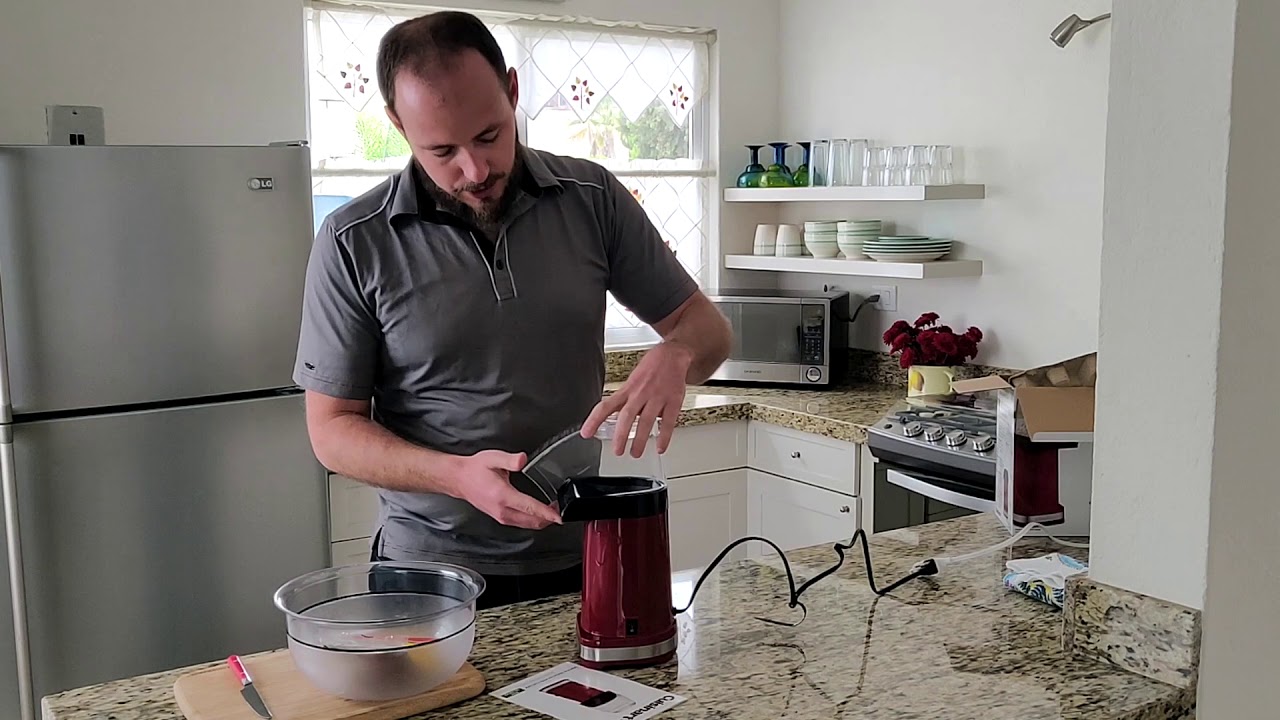 Testing out our new popcorn maker!!! #popcorn #popcornmaker #cuisinart