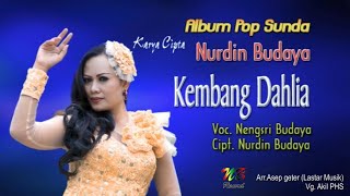 Kembang Dahlia - Nengsri Budaya