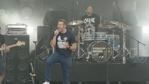 Stereotypical Working Class - Testify (live @ Hellfest 2022)