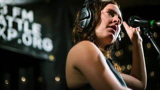 Sylvan Esso - Hey Mami (Live on KEXP) chords