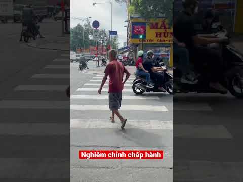 Video Đèn xanh, đèn đỏ. - youtube