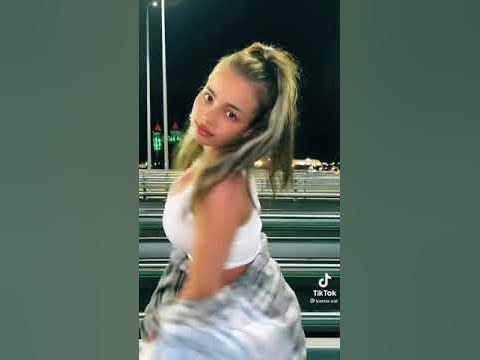 Валя Карнавал показывает 🍒🔞🙈 - YouTube