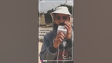ألا بذكر الله تطمئن القلوب..عامل يقرأ القرآن الكريم بصوت تقشعر له الأبدان