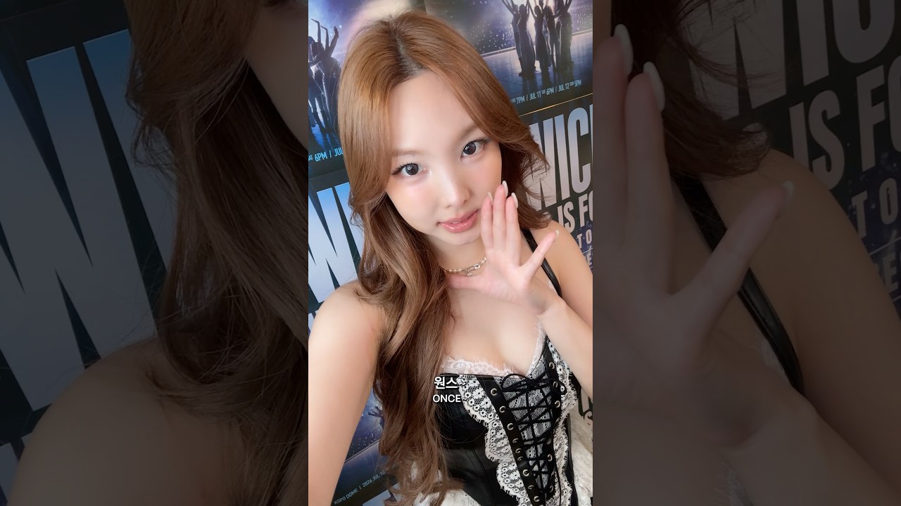 Watch TWICE Special Vinyl <THIS IS FOR> WORLD TOUR FINALE in SEOUL - LIVE #NAYEON on YouTube Watch TWICE Special Vinyl <THIS IS FOR> WORLD TOUR FINALE in SEOUL - LIVE #NAYEON on YouTube