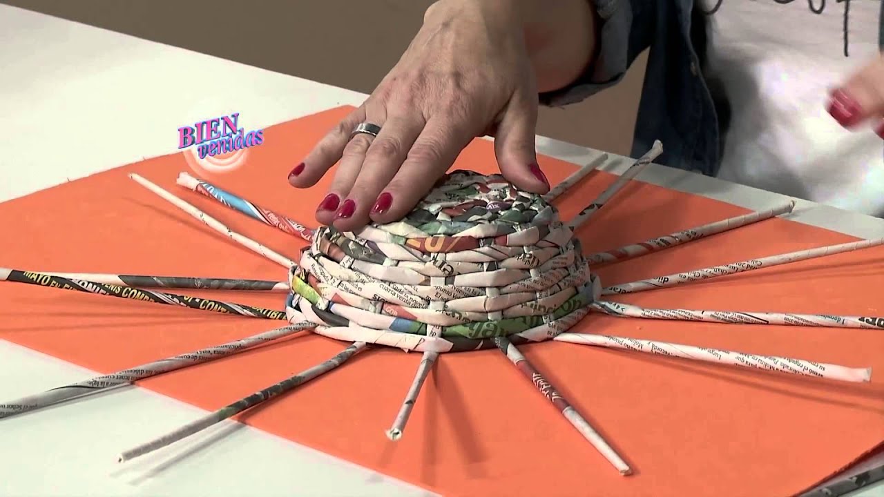 Silvina Buquete Bienvenidas TV - Sombrero con papel periódico o revistas | Cestería | DIY - YouTube