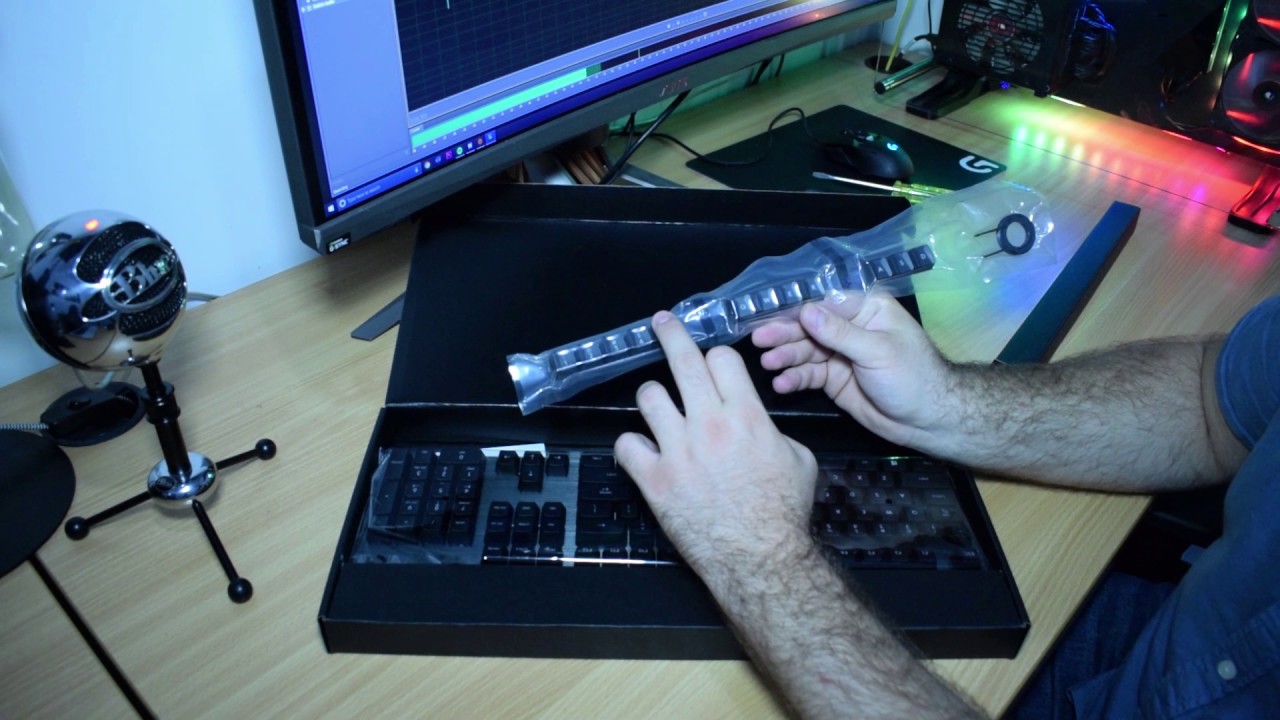 Unboxing the Logitech G413 Mechanical Gaming Keyboard with Rome G ...