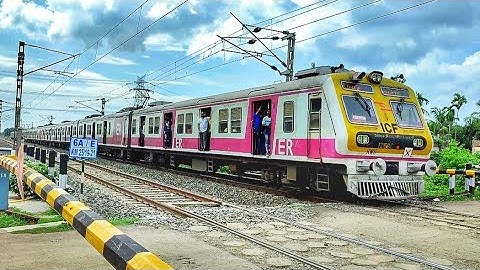 Super Spreedy ICF EMU Local Train Dangerous & Furious Skipped at Railgate